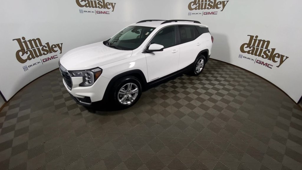 Certified 2023 GMC Terrain SLE w/ Driver Convenience Package FWD image 4