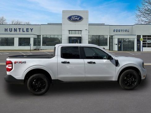 Used 2025 Ford Maverick XLT w/ XLT Luxury Package AWD/4WD image 4