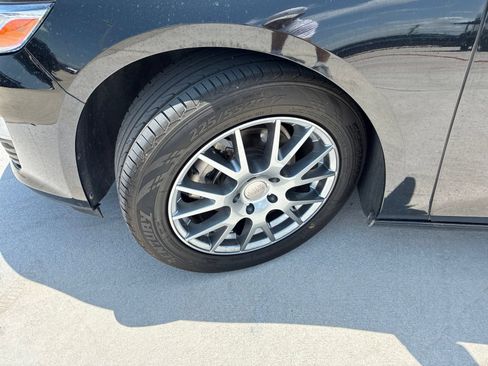 Used 2023 Chevrolet Malibu LT FWD image 9