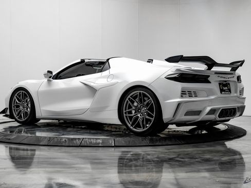 Used 2025 Chevrolet Corvette Z06 w/ Z07 Performance Package image 11