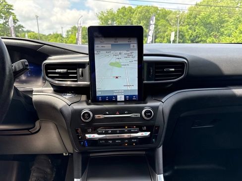 Used 2020 Ford Explorer ST w/ Premium Technology Package AWD/4WD image 16