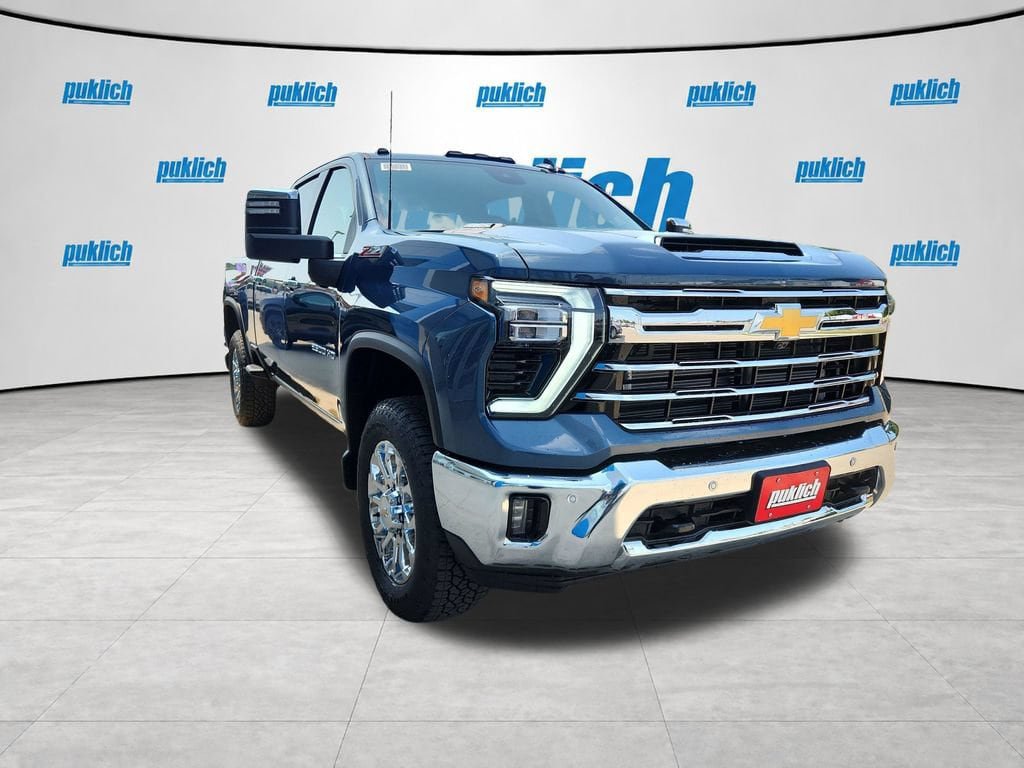 New 2026 Chevrolet Silverado 2500 LTZ w/ LTZ Plus Package AWD/4WD image 8