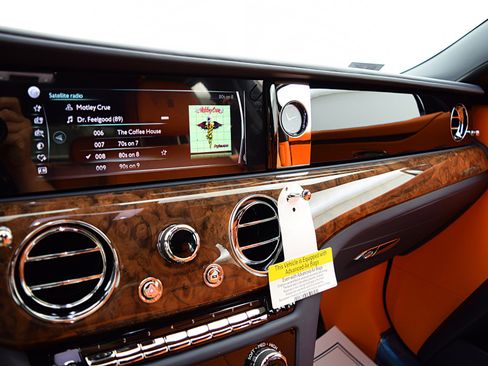 Used 2023 Rolls-Royce Ghost image 25