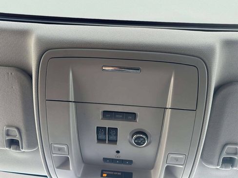 Used 2016 Chevrolet Tahoe LTZ AWD/4WD image 40