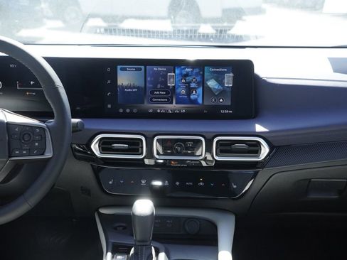 New 2026 Nissan Sentra SL FWD image 19