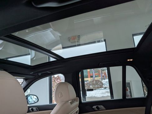 Used 2021 BMW X5 xDrive45e w/ Premium Package image 14