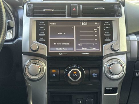 Used 2020 Toyota 4Runner SR5 AWD/4WD image 20