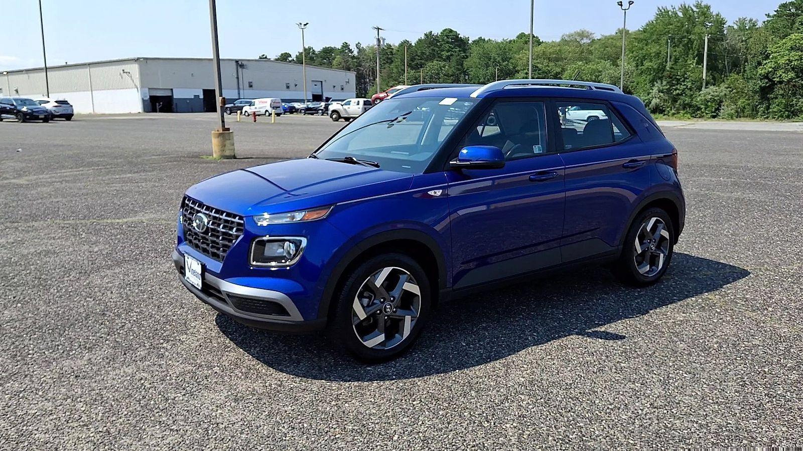 Certified 2024 Hyundai Venue SEL FWD image 4