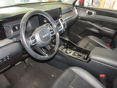 Used 2022 Kia Sorento SX AWD/4WD image 5