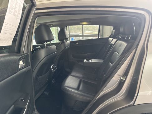 Used 2017 Kia Sportage EX w/ EX Technology Package image 16