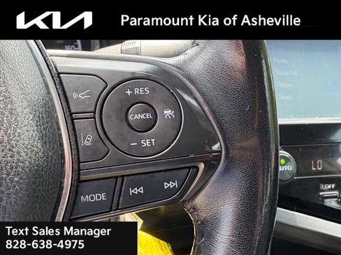 Used 2019 Toyota Camry SE FWD image 24
