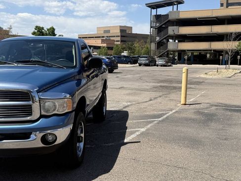 Used 2005 Dodge Ram 1500 Truck SLT w/ Trailer Tow Group AWD/4WD image 2
