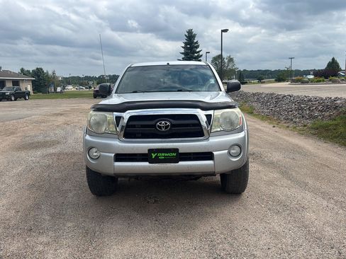 Used 2008 Toyota Tacoma PreRunner w/ SR5 Pkg #2 RWD image 2