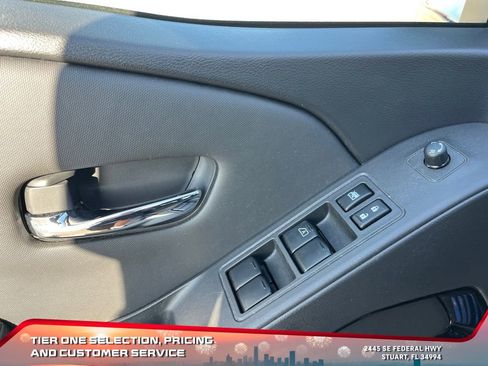 Used 2022 Nissan Frontier PRO-4X w/ Pro-4X Premium Package image 22