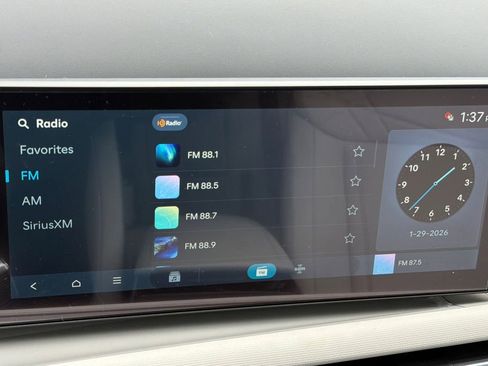 New 2026 Hyundai Tucson SEL image 16