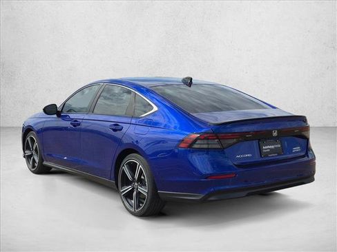 Used 2023 Honda Accord Sport image 7