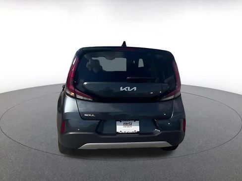 Used 2025 Kia Soul LX w/ LX Technology Package FWD image 12