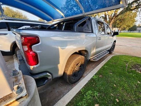 Used 2019 Chevrolet Silverado 1500 LT w/ Texas Edition image 8