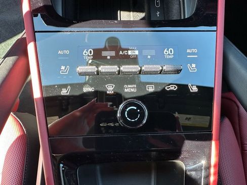 Used 2026 Porsche Cayenne S image 28