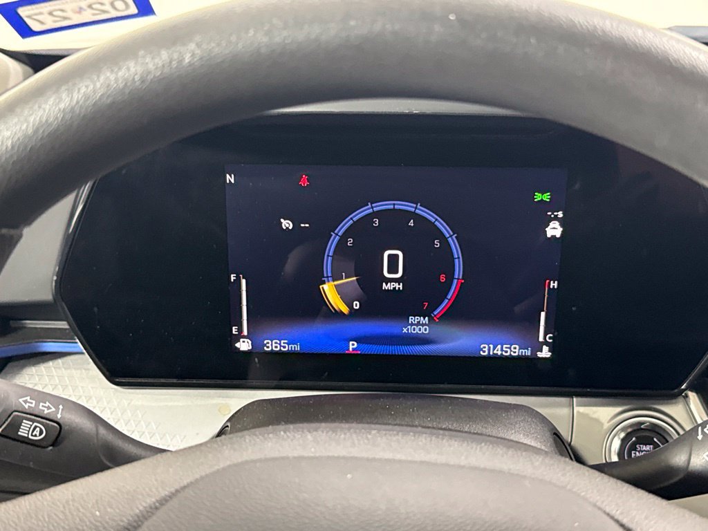 Used 2025 Chevrolet Trax LT FWD image 31
