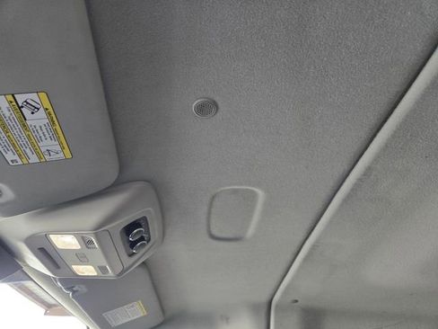 Used 2023 Ford Transit 350 XLT image 26