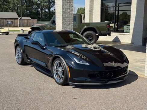 Used 2019 Chevrolet Corvette Grand Sport RWD image 17