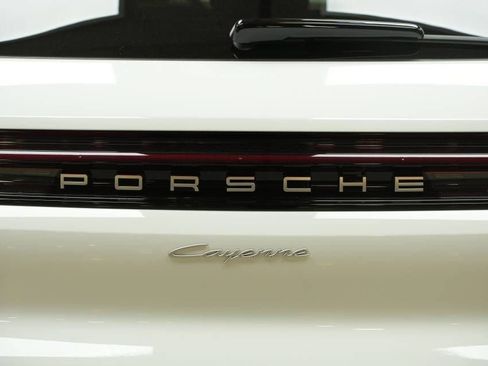 New 2026 Porsche Cayenne AWD/4WD image 37