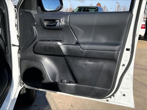 Used 2023 Toyota Tacoma TRD Off-Road w/ Technology Package image 25