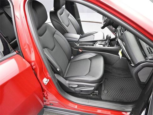 New 2026 Jeep Compass Latitude image 19