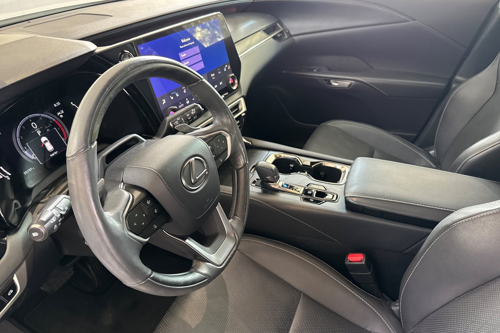 Used 2024 Lexus RX 350 Premium Plus w/ Convenience Package FWD image 11