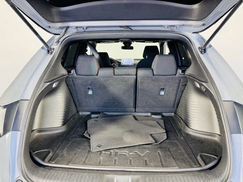 Used 2024 Honda HR-V Sport image 25