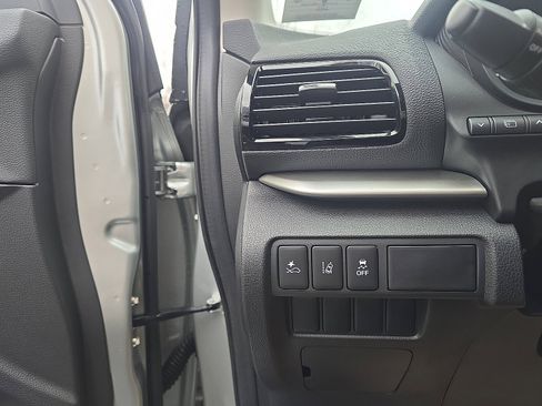 New 2026 Mitsubishi Eclipse Cross LE image 14