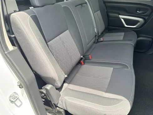 Used 2023 Nissan Titan SV RWD image 23