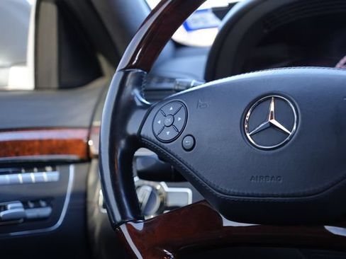 Used 2013 Mercedes-Benz S 63 AMG image 19
