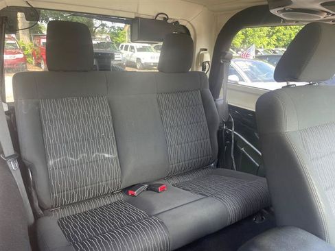 Used 2012 Jeep Wrangler Sport AWD/4WD image 11