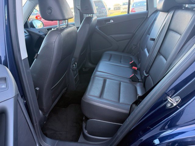 Used 2016 Volkswagen Tiguan S FWD image 17