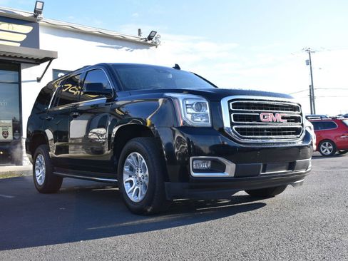 Used 2020 GMC Yukon SLT w/ Open Road Package image 3