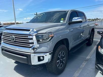 Used 2020 Toyota Tundra Limited w/ Limited Premium Package