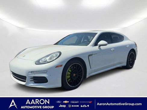 Used 2016 Porsche Panamera S RWD image 1