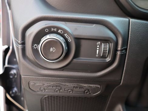 New 2025 Jeep Wrangler Sahara image 15