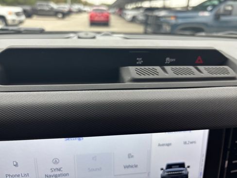 Used 2025 Ford Bronco Big Bend image 8