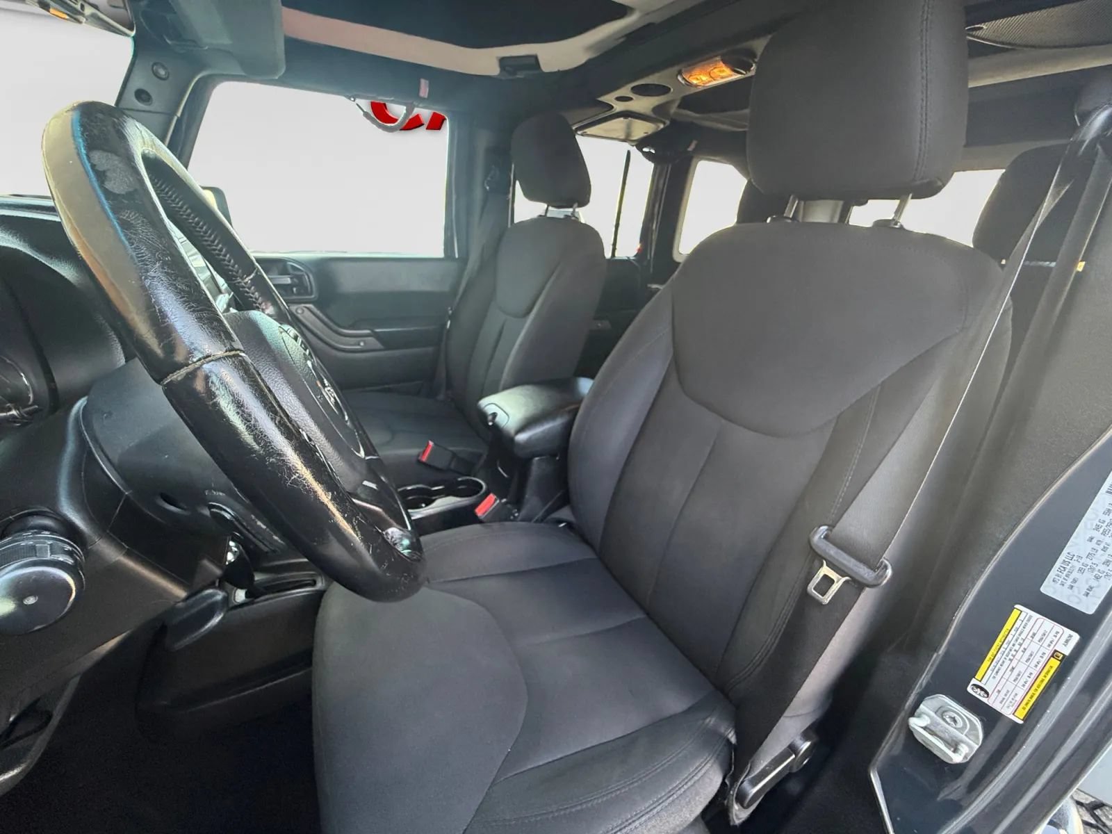 Used 2018 Jeep Wrangler Unlimited Sport S AWD/4WD image 14