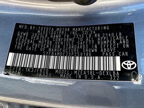 Used 2025 Toyota Corolla LE FWD image 34