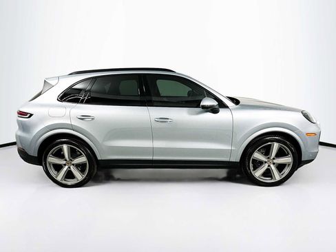 New 2026 Porsche Cayenne AWD/4WD image 8
