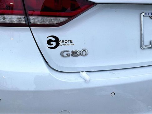Used 2017 Genesis G80 3.8 w/ Option Group 02 image 9