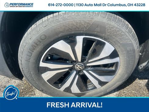 Used 2024 Volkswagen Atlas SE AWD/4WD image 10