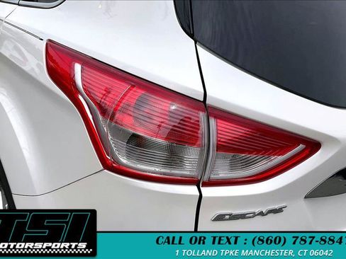 Used 2015 Ford Escape Titanium w/ Equipment Group 301A AWD/4WD image 31