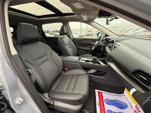 New 2026 Nissan Rogue SV w/ SV Premium Package image 19