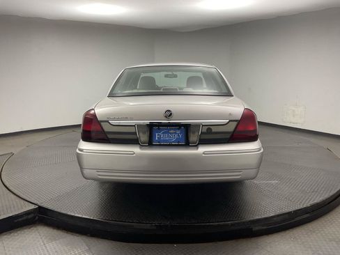 Used 2010 Mercury Grand Marquis LS RWD image 6