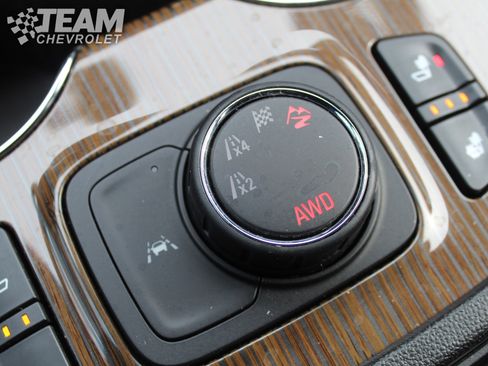 Certified 2023 GMC Acadia SLE w/ Driver Convenience Package image 18